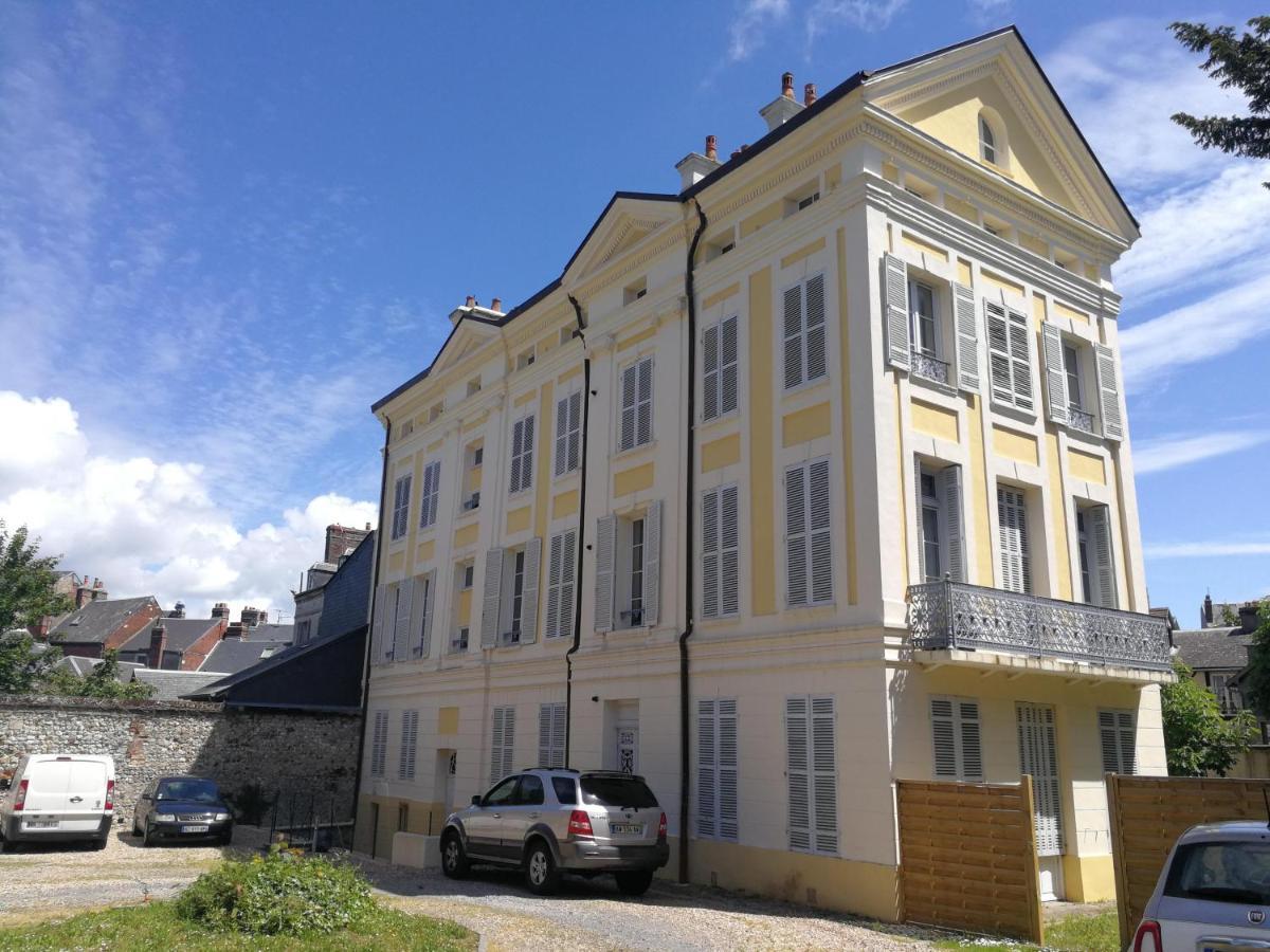 Appartement Scandy En Centre Ville Honfleur Avec Parking Buitenkant foto